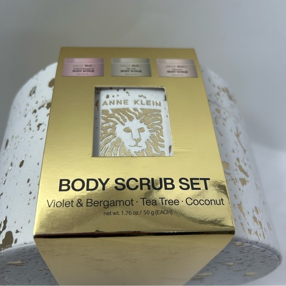 Anne Klein BODY SCRUB SET Violet & Bergamot • Tea Tree • Coconut - Picture 3 of 6